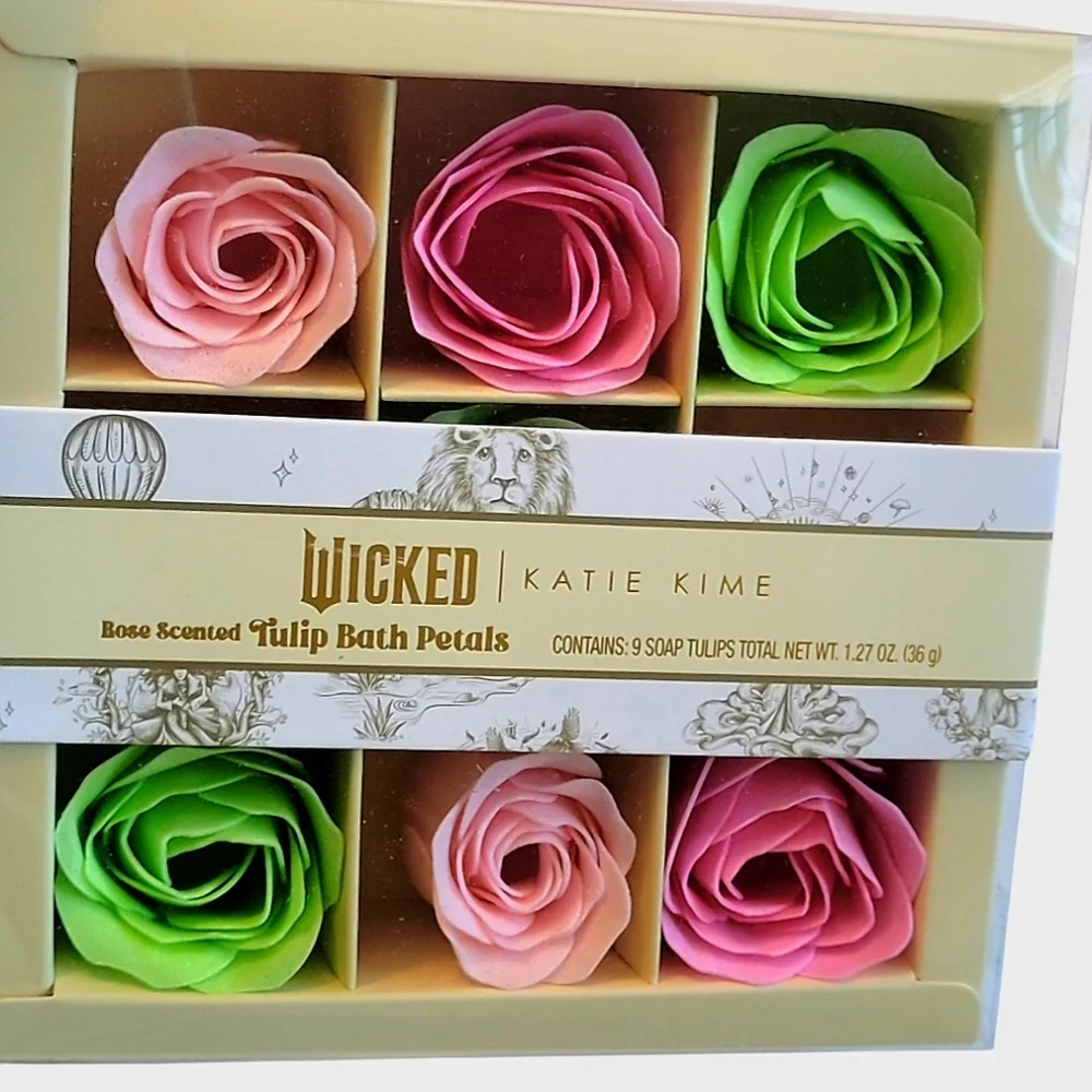 Wicked x Katie Kime Tulip Bath Petals Set Rose Scented Limited Edition Gift NWT